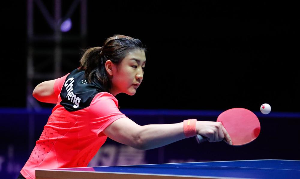 职场关系更 职场关系更